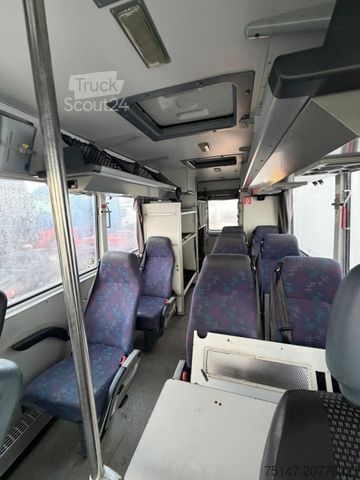 Мікроавтобус MERCEDES-BENZ 814 D Vario 10 Sitzer Mannschaftswagen Polizei