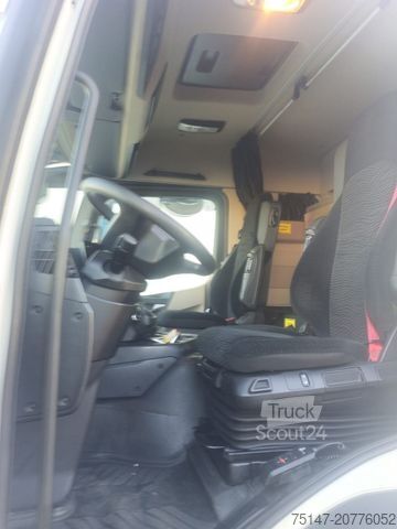 Camion de matières dangereuses MERCEDES-BENZ 1840 Actros ADR Klima