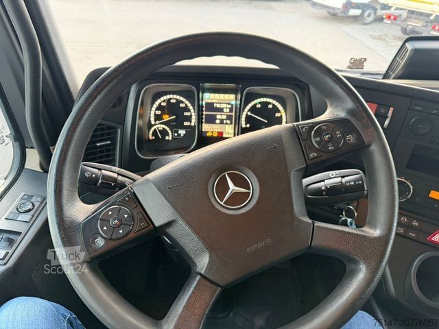 Camion de matières dangereuses MERCEDES-BENZ 1840 LS Actros 4x2 Classic Space ADR / Gefahrgut