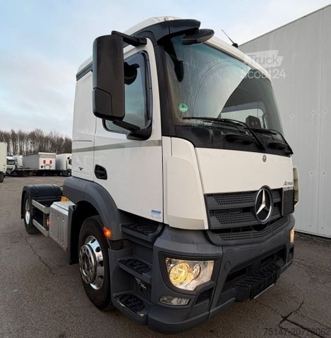 Camion de matières dangereuses MERCEDES-BENZ 1840 Actros ADR Klima