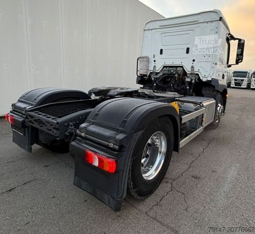 Camion de matières dangereuses MERCEDES-BENZ 1840 Actros ADR Klima
