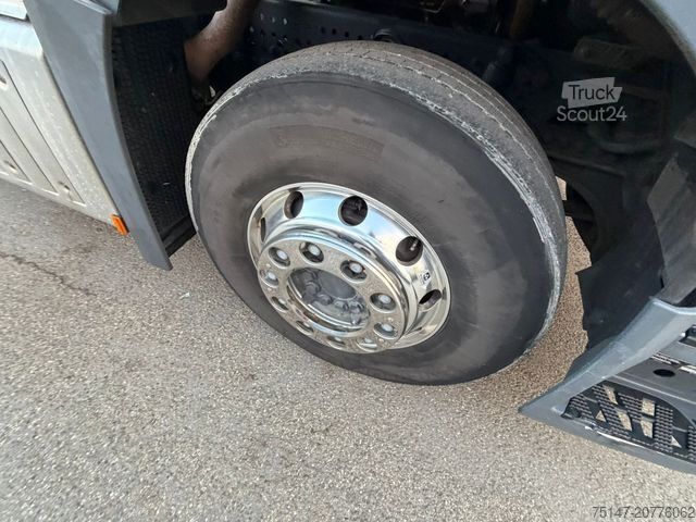 Camion de matières dangereuses MERCEDES-BENZ 1840 Actros ADR Klima