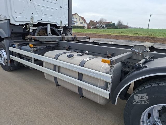Camion porte-caisses amovibles MERCEDES-BENZ 2540 L Actros 6x2 Fahrschule 5-Sitzer Liftachse
