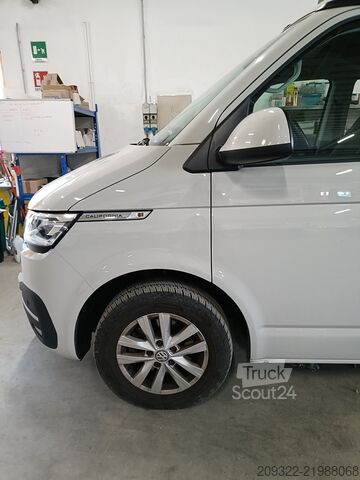 каравана/кемпер Volkswagen California Coast 2.0TDI|2022| EURO 6 | Venditore professionale