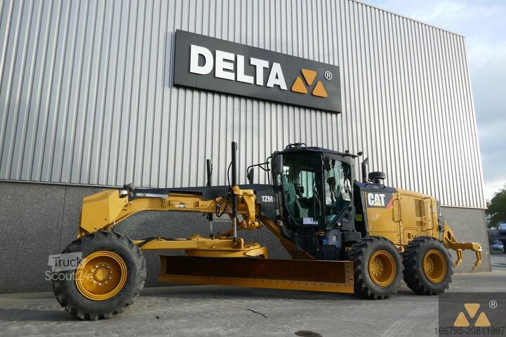 Γκρέιντερ Caterpillar 12M3