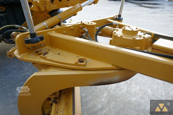 Γκρέιντερ Caterpillar 12M3