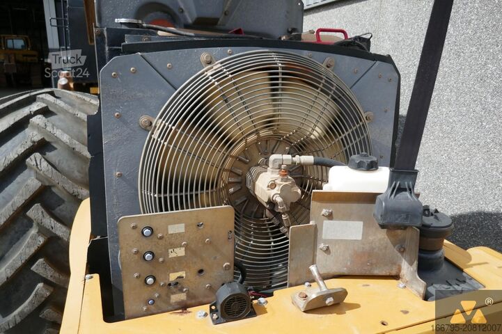 однобарабанний вальцьовий верстат Caterpillar CP76