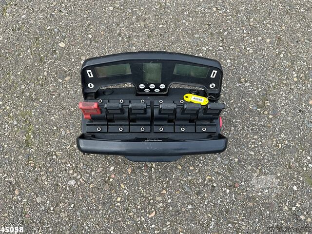 Veículo de recolha de resíduos Ginaf C 3128 NF Euro 6 Hiab 21 Tonmeter laadkraan Jus...