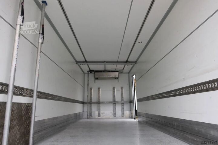 Volvo FE Volvo FE 280 4x2 Carrier Supra 1250 frigorífico/congelador + plataforma elevadora BAR 2000  Volvo FE Volvo FE 280 4x2 Carrier Supra 1250 Koel/Vri...