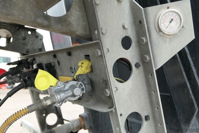 Savivartis puspriekabė SCHMITZ CARGOBULL SKI 24 SL 7.2. Stahl, 26m³, Luft-Lift, Rollplane