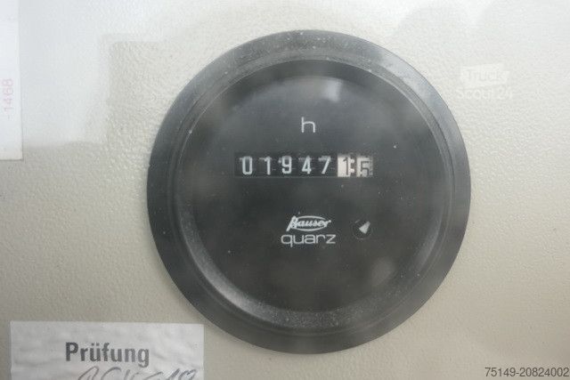 Semitrailer Schörling KBG P17 B, Kehrbesen, Flughafen, V8