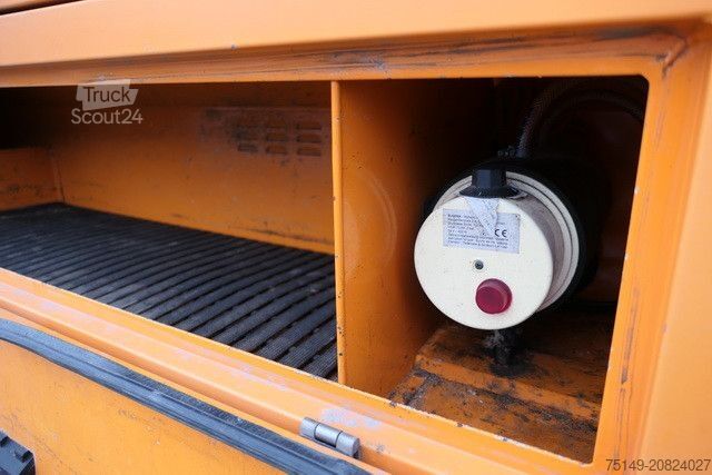 Vakuumtanktankvogn MAN 26.340 TGM 6x2, Müller VM F120 KH, Pumpe,Gelenkt