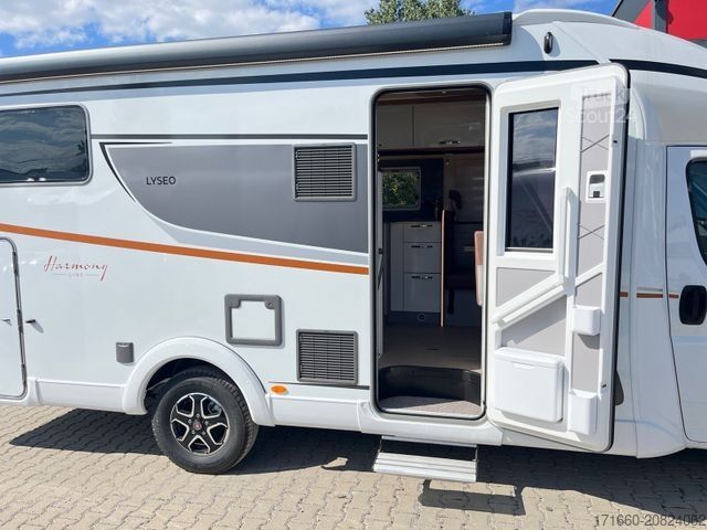 Half-integraal camper BÜRSTNER Lyseo TD 727 G