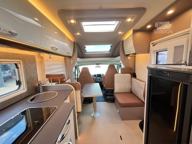 Half-integraal camper BÜRSTNER Lyseo TD 727 G