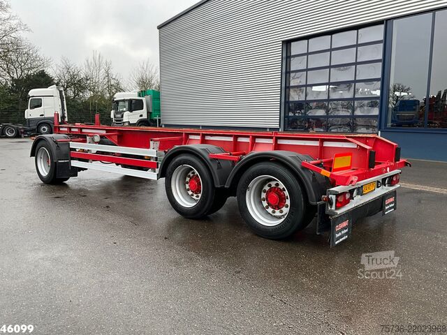 Containertransport E.S.V.E. 3-assige containeraanhangwagen