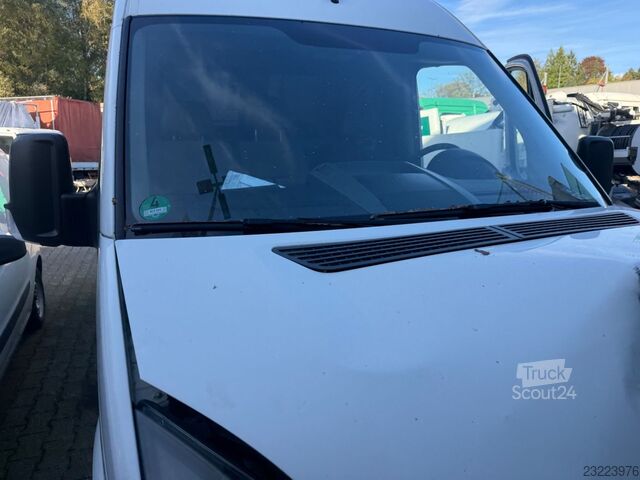Kastenwagen hoch VW Crafter hoch u lang ca 340 Tkm bedingt Fahrberei