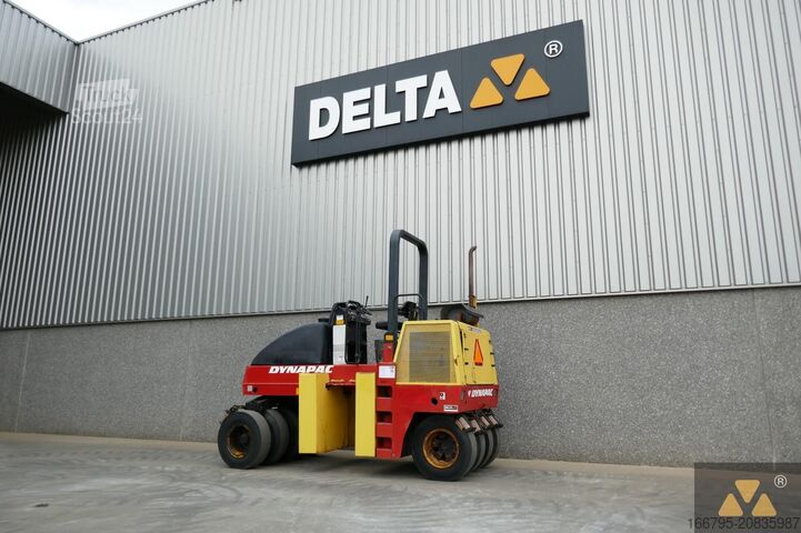 Tyre roller Dynapac CP142