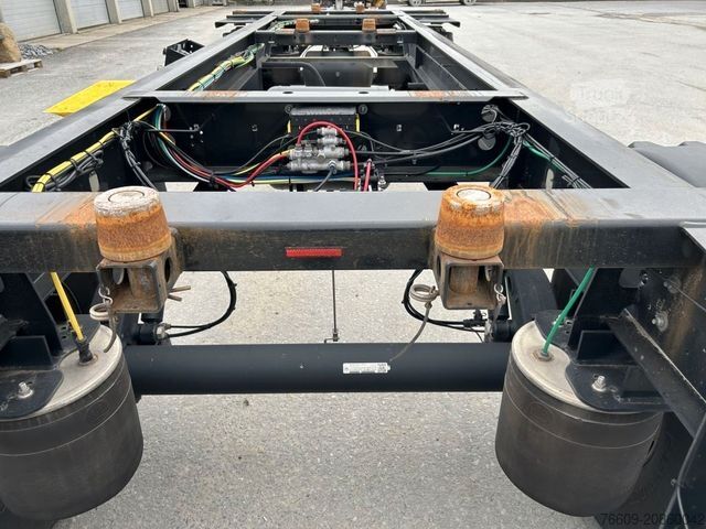 Swap chassis trailer KRONE 2 Achswechselfahrgestell, Typ: AZW 18 eL3B9