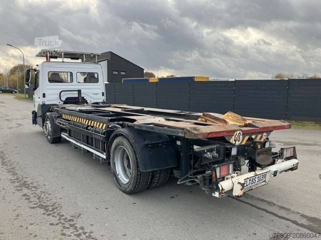 Değiştirilebilir kasalı kamyon WBH 25