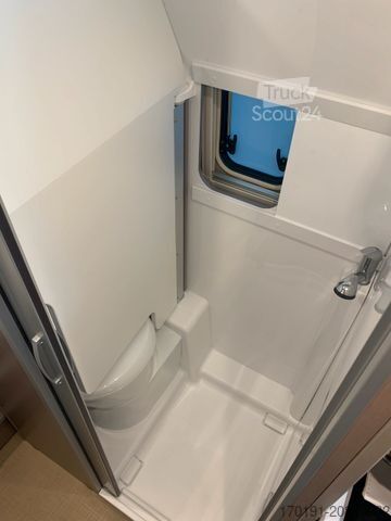 Avtodom BÜRSTNER ELISEO C 642