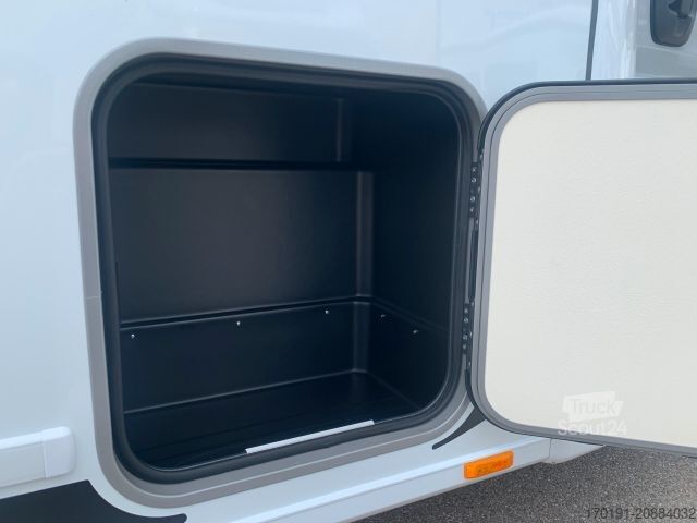 Polintegriran avtodom BÜRSTNER CAMPEO TD 676 G 6 Sitzplätze