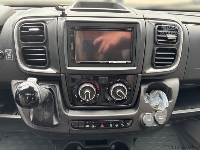 Polintegriran avtodom BÜRSTNER LYSEO TD 727 G