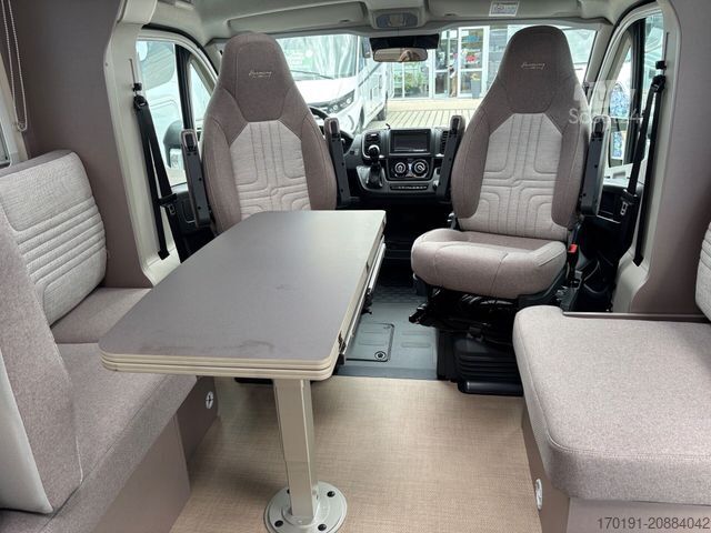 Polintegriran avtodom BÜRSTNER LYSEO TD 727 G