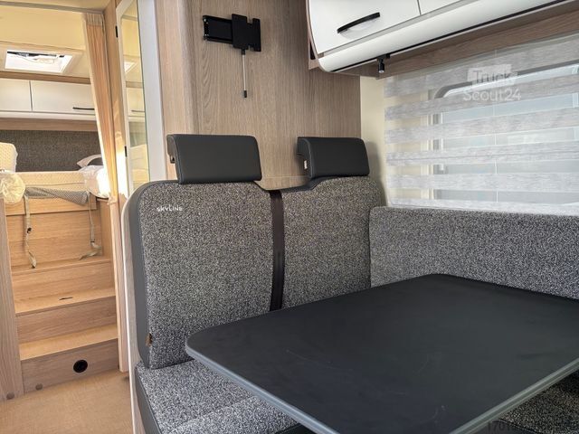 Polintegriran avtodom BÜRSTNER LYSEO TIME SKYLINE 690 G Safety Hubbett