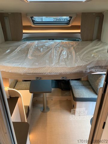 Polintegriran avtodom BÜRSTNER LYSEO TIME SKYLINE 732