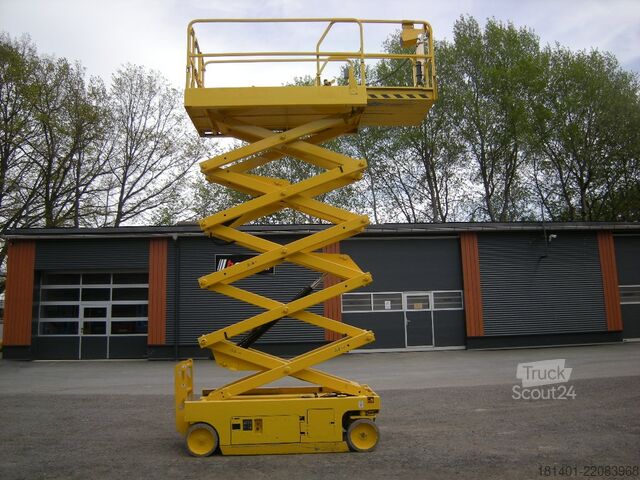 Scherenhebebühne Genie GS 3246