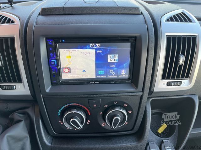 Autocaravana PÖSSL Pössl 2 WIN Plus - AKTION Navi+Kamera+Markise