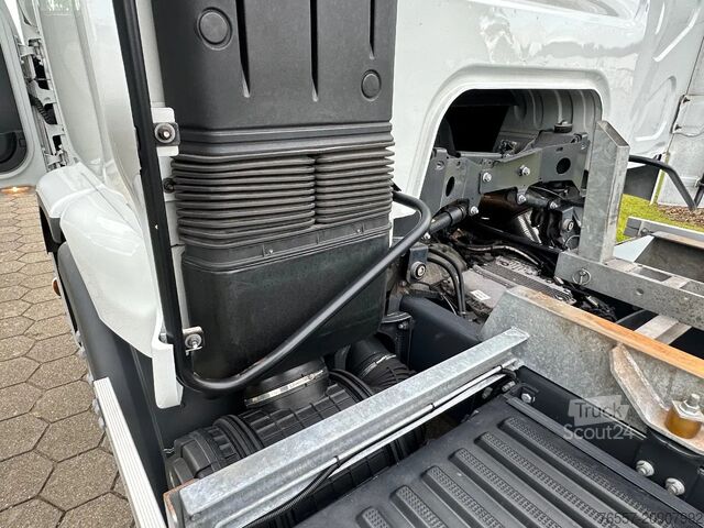 Transporte de contenedores Renault D280.18 EURO6.  2021.   BDF SYSTEEM