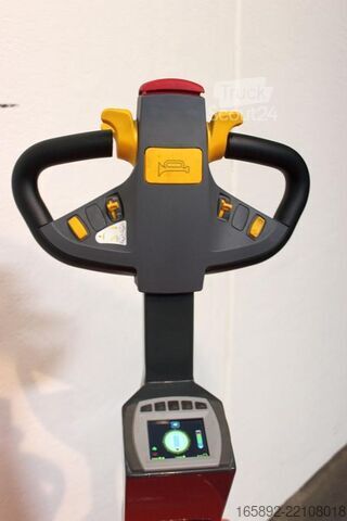 Rankinis keltuvas Combilift CS2350