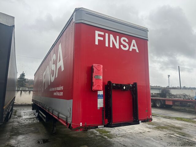 Semi-reboque aberto com lona Kögel TAULINER CON ELEVACION MULTI PUNTO SN24