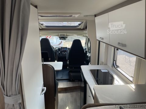 Daļēji integrēta kemperis Carado VAN V337 Pro+ 19.400 Euro Ersparnis! 8G