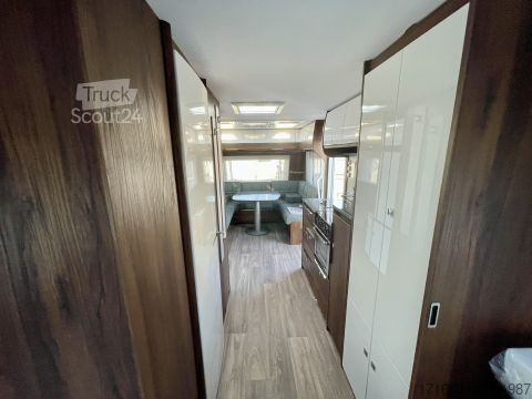 Bivalnik Fendt Diamant 650 GD