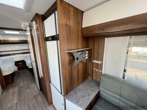 Bivalnik Fendt Diamant 650 GD