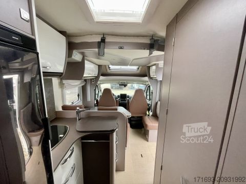 Caravana semiintegrada Bürstner Lyseo TD 690 G Harmony Line Sie sparen 40.270Euro