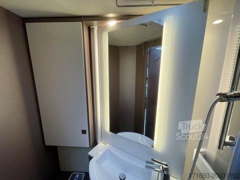 Caravana semiintegrada Bürstner Lyseo TD 690 G Harmony Line Sie sparen 40.270Euro
