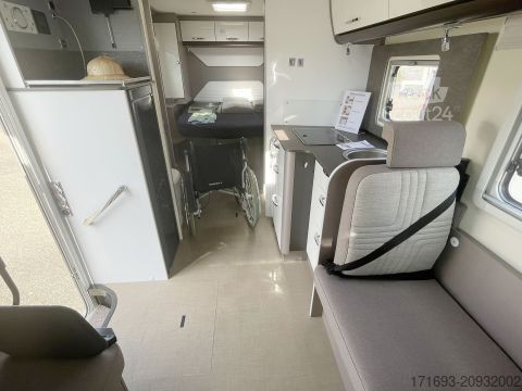 Caravana semiintegrada Bürstner Lyseo TD 736 Rolli zum Mieten - barrierefrei