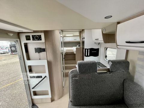 Caravana semiintegrada Bürstner Lyseo Time Skyline 726 G MESSE ANGEBOTE ON TOP