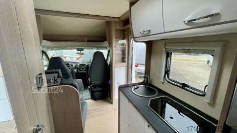Caravana semiintegrada Bürstner Lyseo Time Skyline Edition 690 G MESSE ANGEBOTE ON TOP