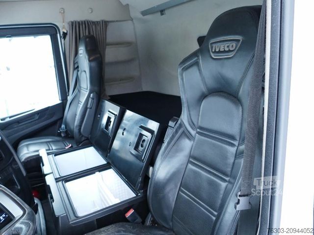 Standardowy ciągnik siodłowy IVECO Stralis 460 *CNG*Retarder*EURO6D*