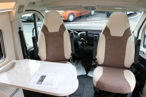 Husbil Eura Mobil Van 595 HB