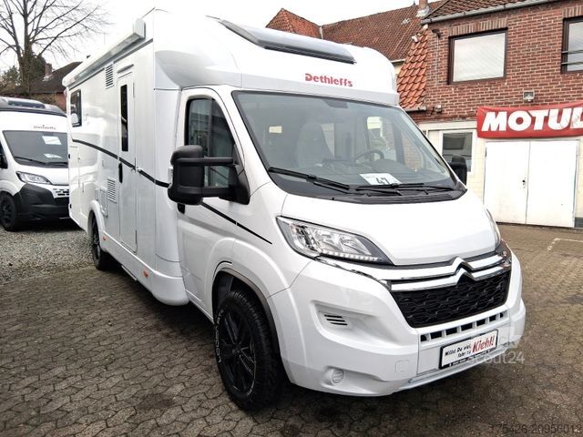 Puoliksi integroitu matkailuauto DETHLEFFS Just Camp T 7052 EB *3x Pakete/Solar/Kamera/18"*