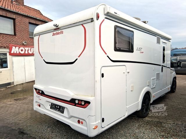 Puoliksi integroitu matkailuauto DETHLEFFS Just Camp T 7052 EB *3x Pakete/Solar/Kamera/18"*