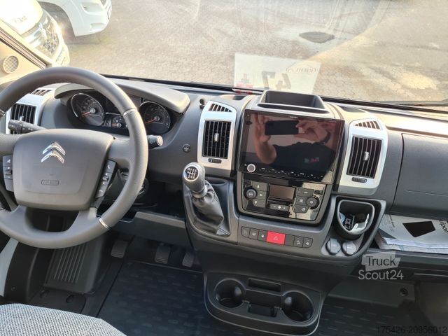 Puoliksi integroitu matkailuauto DETHLEFFS Just Camp T 7052 EB *3x Pakete/Solar/Kamera/18"*