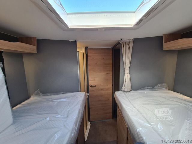 Teilintegriertes Wohnmobil DETHLEFFS Just Camp T 7052 EB *3x Pakete + Solar/18-Alu*