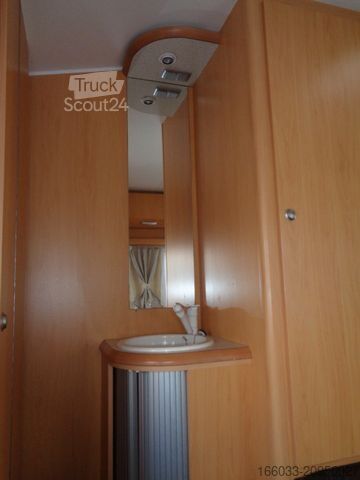 Karavāna BEYERLAND Sprinter 350 FB *Vorzelt*