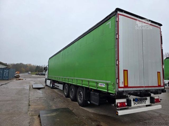 Auflieger mit Pritsche & Plane SCHMITZ CARGOBULL Gardine Standard, Lift, 12642 XL, Edscha
